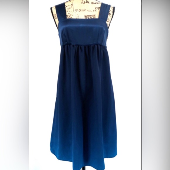 Vera Wang Dresses & Skirts - - Vera Wang satin ombre dress.